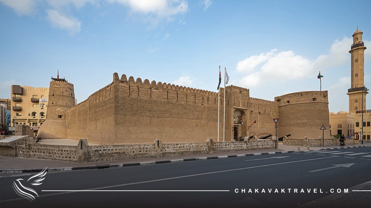 ورودی قوسی بزرگ موزه دبی