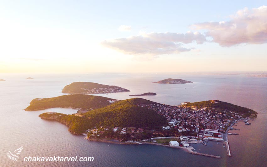 جزایر پرنس ترکیه در دریا