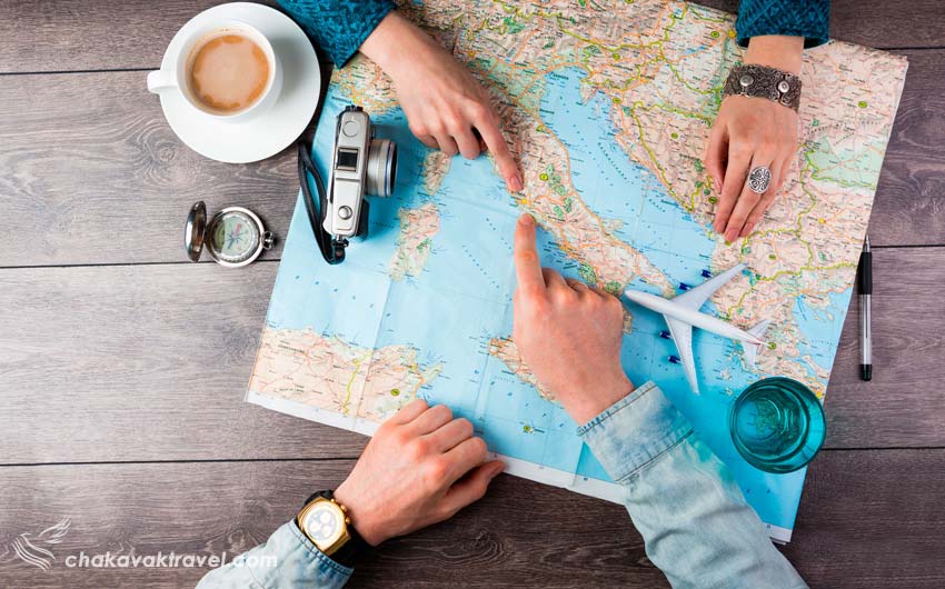 تاثیر سفر بر روابط انسان برنامه ریزی برای سفر و مسافرت روی نقشه